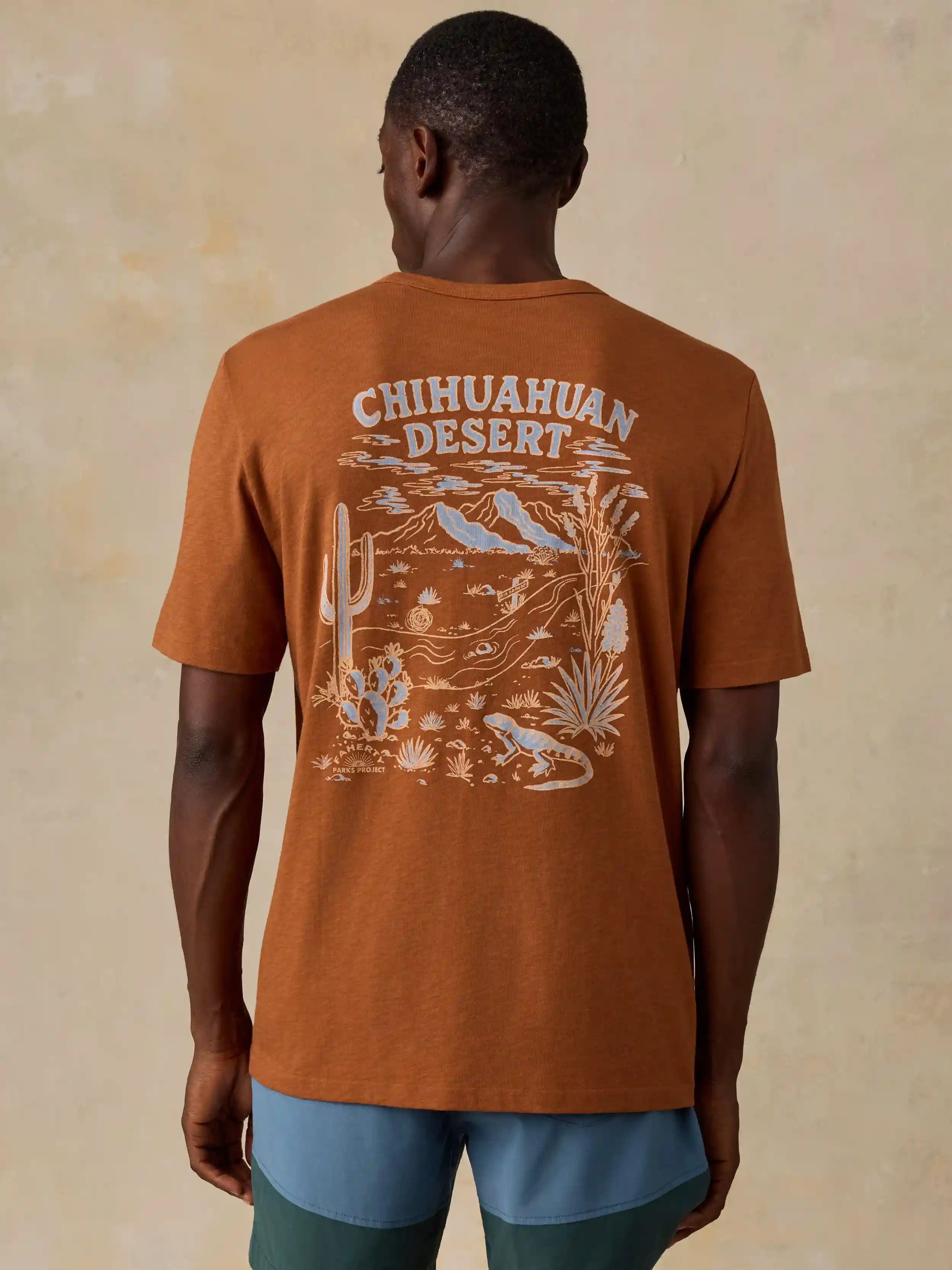 Faherty x Parks Project Chihuahuan Desert Short-Sleeve Sunwashed Regenerative Tee - Copper Red