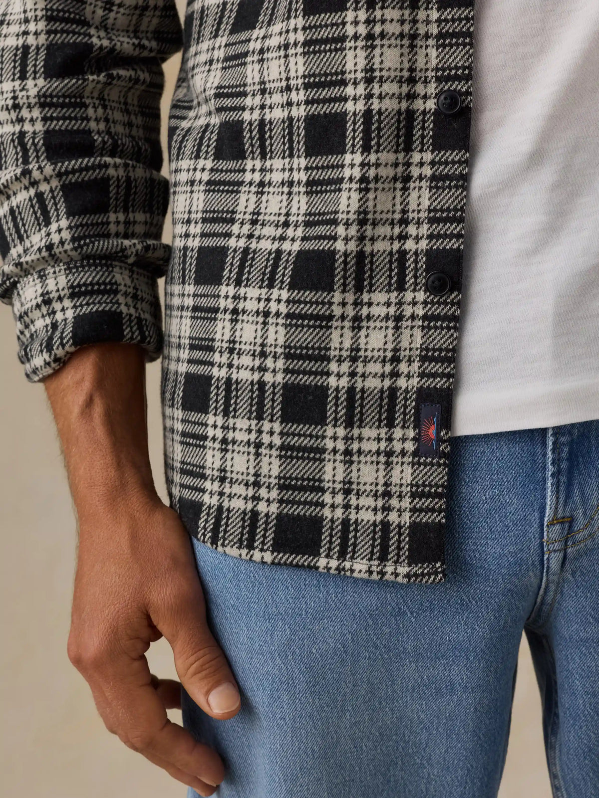 Legend™ Sweater Shirt (Single Pocket) - Charcoal Coast Plaid