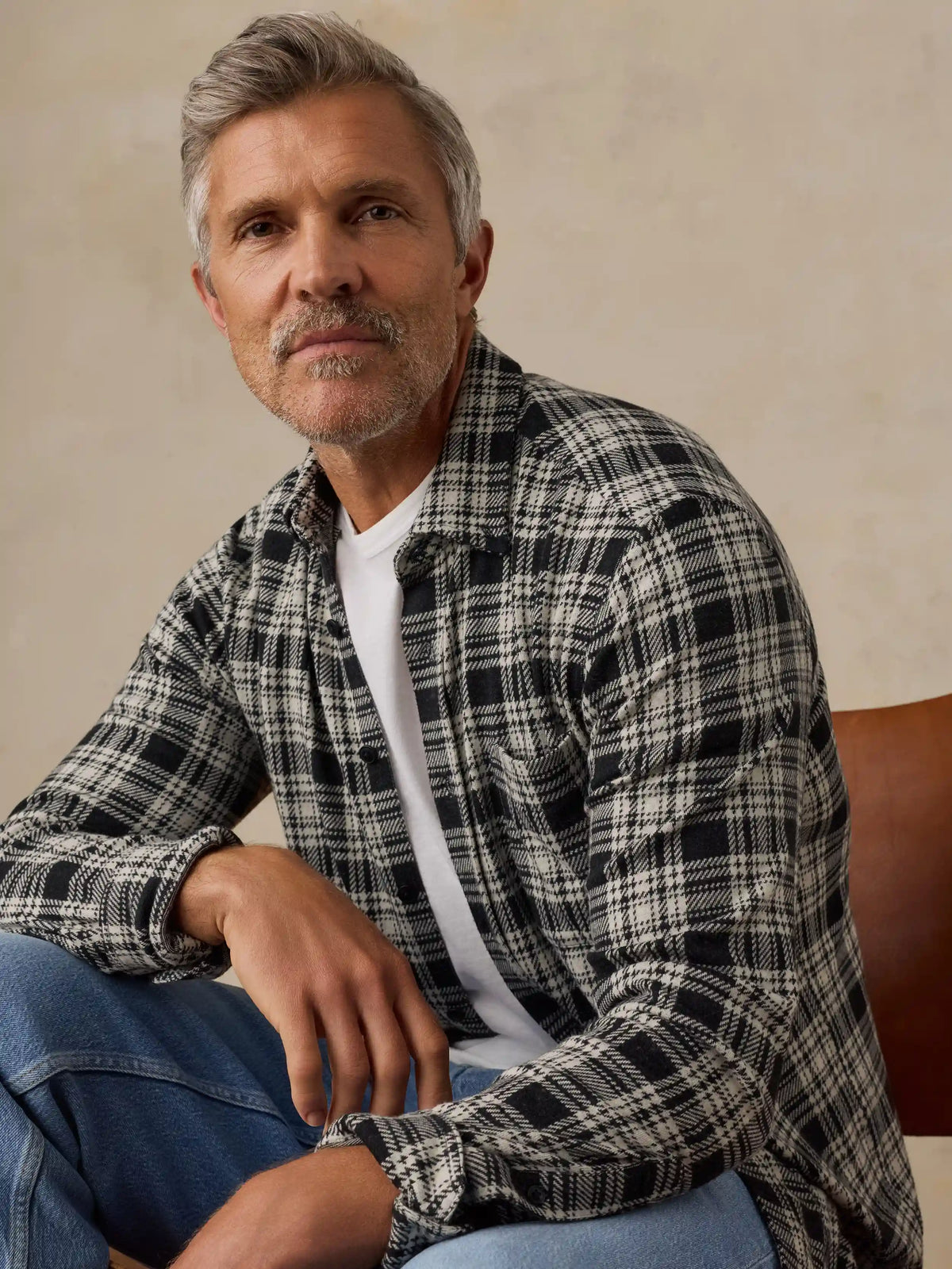 Legend™ Sweater Shirt (Single Pocket) - Charcoal Coast Plaid