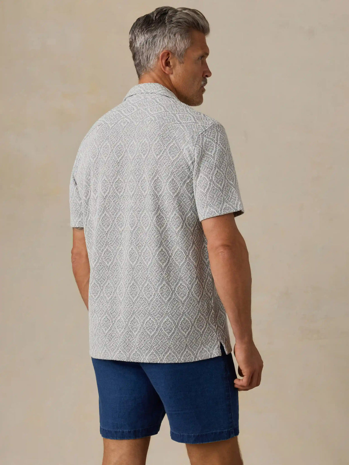 Short-Sleeve Oasis Camp Shirt - Blue Island Medallion