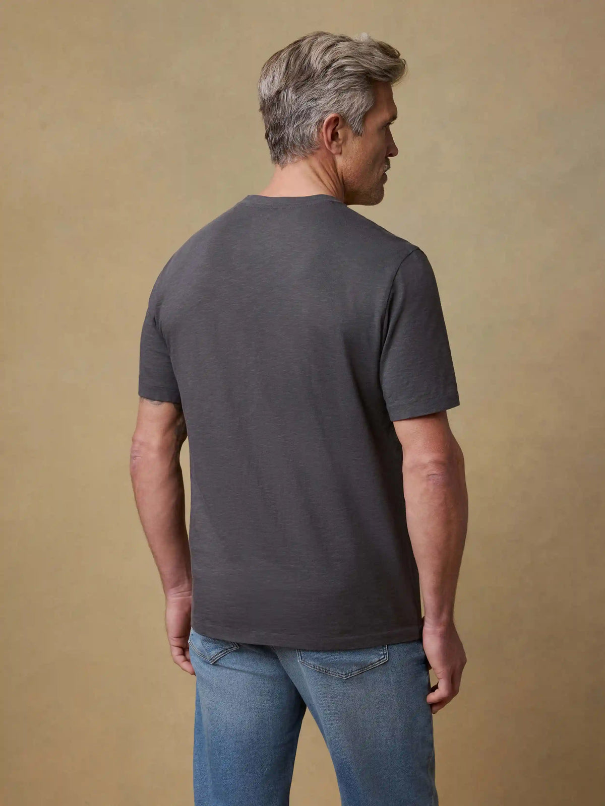 Short-Sleeve Sunwashed V-Neck Tee - Graphite